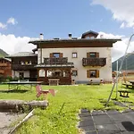 Appartamento Cirmolo Chalet Cambra