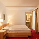 Hotel Residence Gardena Alps 300