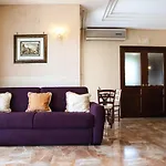 Appartamento Con Terrazzo A Capodimonte By Wonderful Italy