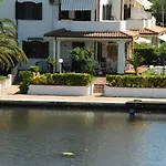 Lgvacanze 8 Posti Letto