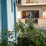 Villa Street Art