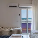 Beach Suite Hotel