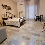 Due Minuti A Piedi
