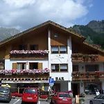 Chalet Karin
