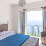 Amore Rentals - Casa Blue Star