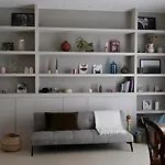 Aurelia Apartment
