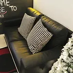 Behouse Room And Breakfast