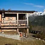 Chalet Bait Del Papi