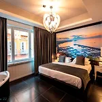 Partenope Luxury Guest House