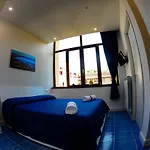 Al Centro Del Golfo