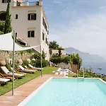 Amalfi - Villa Di Lusso A Picco Sul Mare