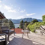 Casa Agatha Lenno- Luxury Air Conditioned Village Home By Italian Apartments