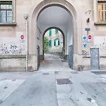 Trieste Elegant Turquoise Apartment