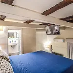 Chiaia Loft