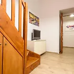 Via Silvio Spaventa 9