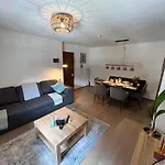 Liboria: Lovely,Cosy Apartment. 2 Min Skilift Walk