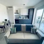 Marina House Rome Airport - Sea View