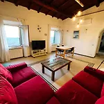 Ulisse'S Loft - Incantevole Vista Mare, Centro Storico E Spiaggia A Piedi - Wifi