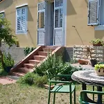 San Giusto Garden Apartment