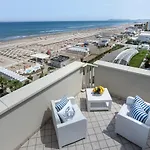 Hotel Admiral - On The Beach