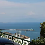 Verdemare Charming Accommodation In Vietri Sul Mare - Amalfi Coast