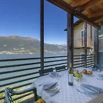 Poolside Apartment Cristina