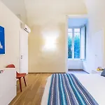 Apartment In The Heart Of Nightlife By Wonderful Italy