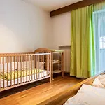 Apartment Christian