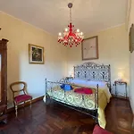 Lady House