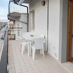 M330 - Marcelli, Bilocale Al Secondo Piano Con Terrazzo Vista Mare