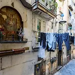 Via San Giovanni In Porta 34