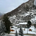 Les Deux Citrons