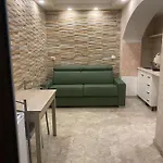 Ciro House