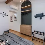 Casa Magenta