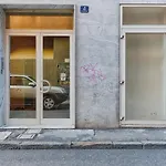 Trieste Loft Central Apartment
