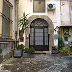 Vesuvius Ai Librai