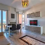 Garda Lake View Apartment