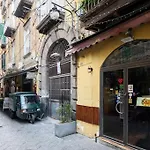 A Due Passi Da Toledo