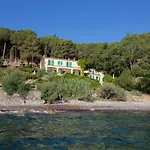 Villa Le Sprizze A Bordo Del Mare - Goelba