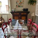 Casa Elena Pietrasanta