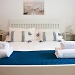 Sailing Apartment By Wonderful Italy
