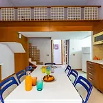 San Ferdinando Family Apartment By Wonderful Italy