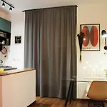 L' Altobasso Apt - Atypical Neapolitan House