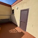 Moderno Trilocale A 20 Metri Dal Mare