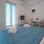Rocciola Home