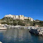 Casa Mediterranea: Appartamento Vista Mare A Soli 200M Dalla Spiaggia