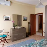 Acquadimare Apartment