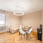 Il Lago Apartments By Wonderful Italy