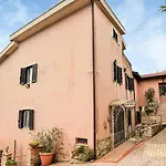 3 Bedroom Beautiful Apartment In Bonifati