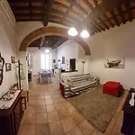 Onda Blu - Bilocale Con Aria Condizionata A Due Passi Dal Castello E Dal Torrione E Rivellino